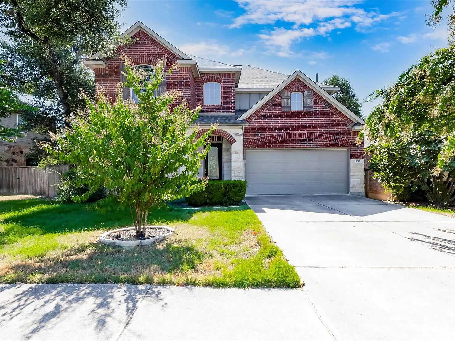 4 bed, 3.0 bath, 3039 sqft, $3,200 — Photo 1