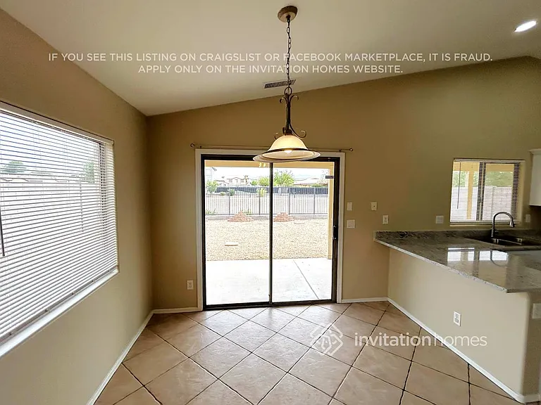 5433 W Grove St — Photo 9