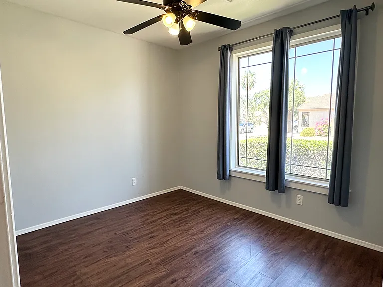 2811 E Tyson St — Photo 17