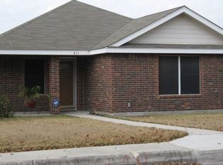 411 Canterbury Ln, Converse, TX 78109