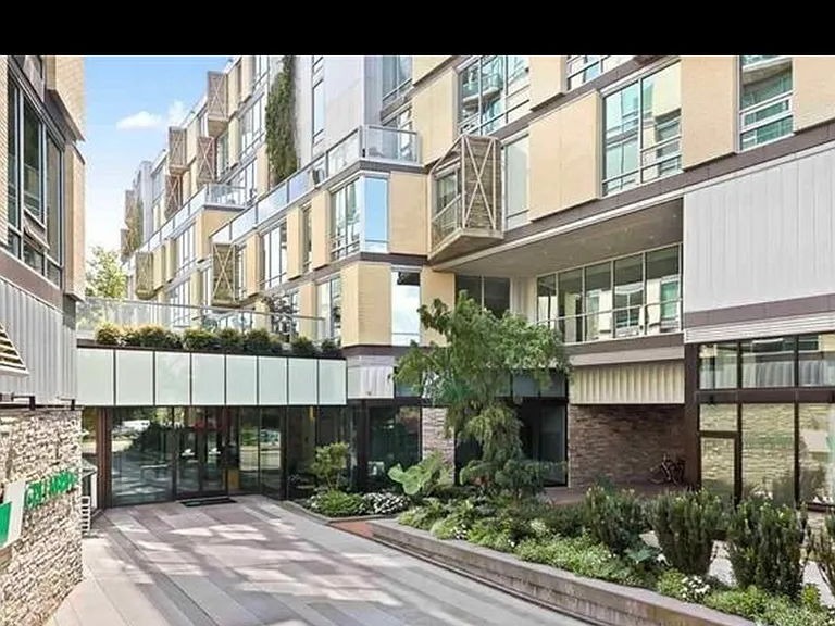 602 W Rosemary St #302 — Photo 1