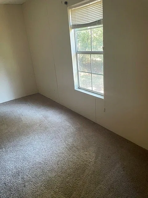 2 bed, 1000 sqft, $950 — Photo 3