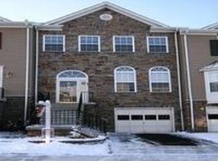 891 Buttonwood Ter NE, Leesburg, VA 20176