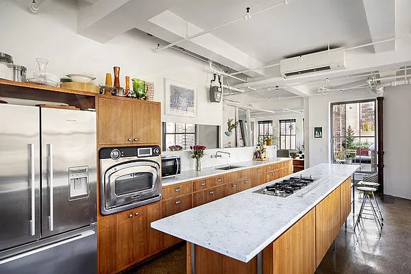 Rented by Stribling | media 4