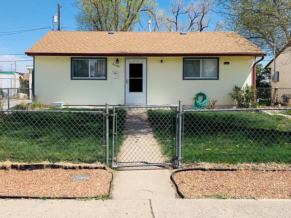 2542 Acero Ave, Pueblo, CO 81004