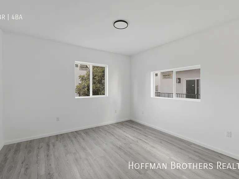 6507 Woodley Ave #3 — Photo 8