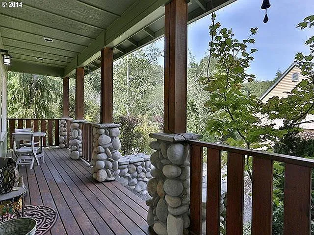 4 bed, 3050 sqft, $3,650 — Photo 2