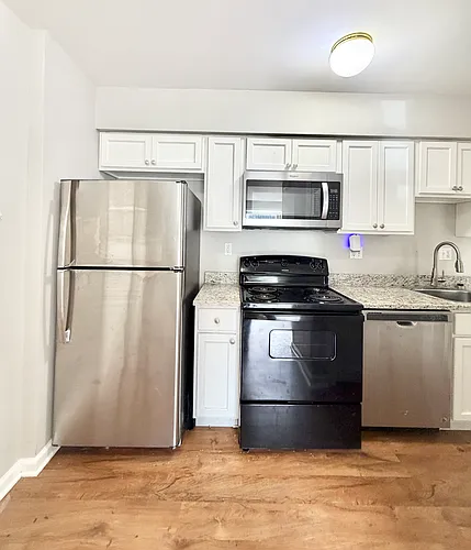 204 Cherry St Photo 1