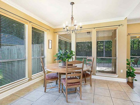 5th image of 6950 Elm Park Dr