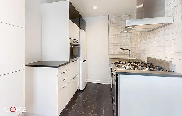 Rented by CORE | media 14