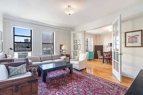 Sold by AAU Real Estate Advisors | media 1