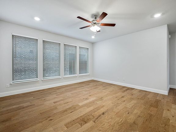 5th image of 2037 Almassera Dr
