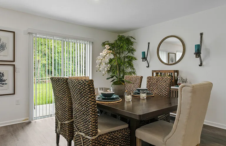 Loggia Pointe — Photo 11