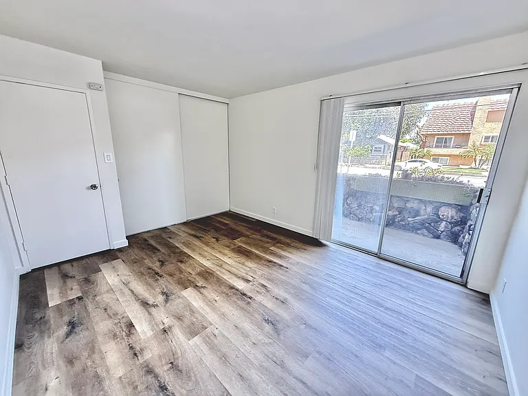 6621 Hazeltine Ave #1 — Photo 13