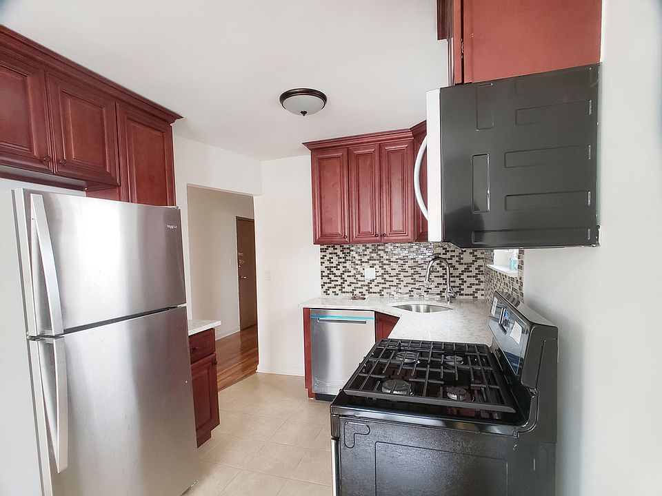 1st image of 44-18 25th Ave #2