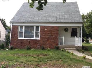 24639 Cambria Ave, Little Neck, NY