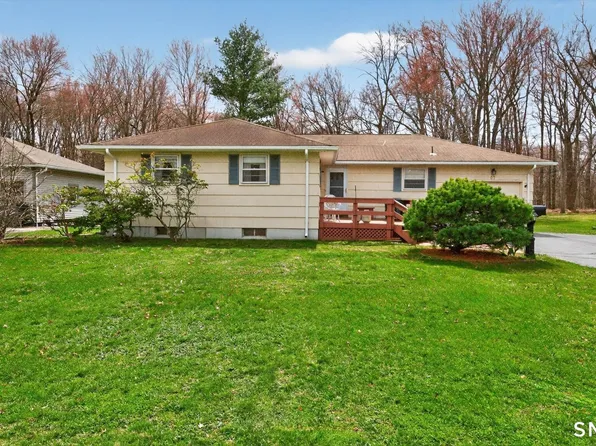 67 Northbrook Drive, West Hartford, CT 06117