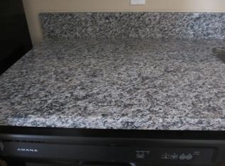 707 Dylan Ln, Oak Grove, KY 42262