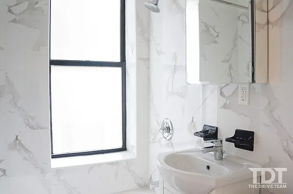 Rented by J Misrahi Realty Corp | media 35