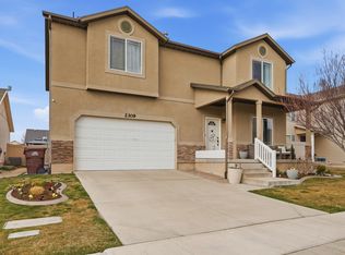 2309 E Hitching Post Dr, Eagle Mountain, UT 84005