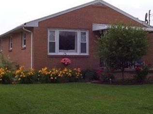 685 Richmond Dr, Hermitage, PA 16148