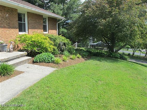 3rd image of 2316 Lupine Ln