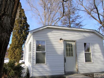 850 S 1 E, Saint Anthony, ID, 83445