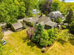 11 Mann Hill Rd, Scituate, MA 02066