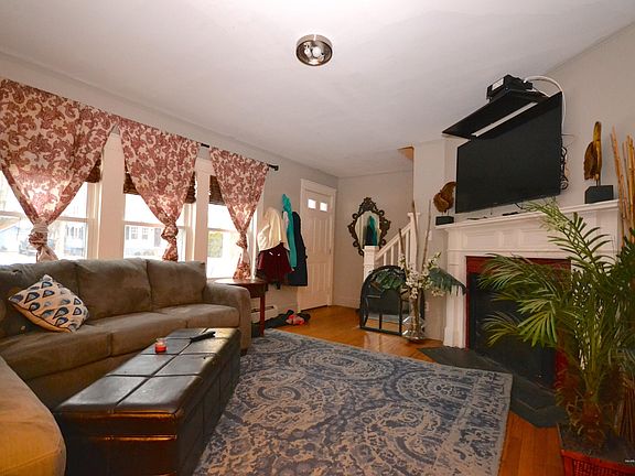 45 Grandview Ave Auburn ME08