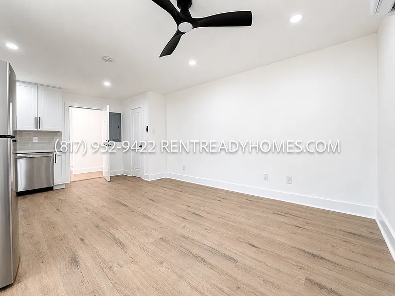 1510 W Jefferson Blvd #104 — Photo 7