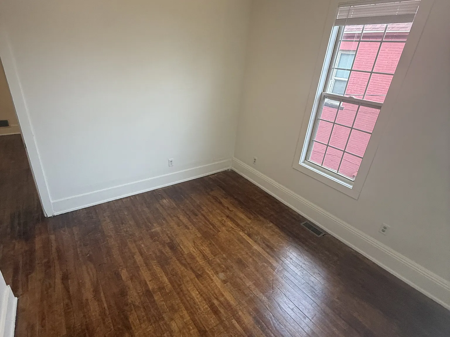 973 Payne Avenue - Unit 2 — Photo 2