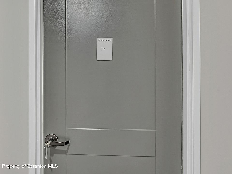 1st image of 215 Hickory St Suite 10