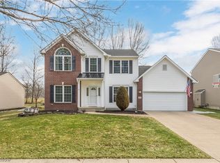 1671 Elm Dr, Avon, OH 44011