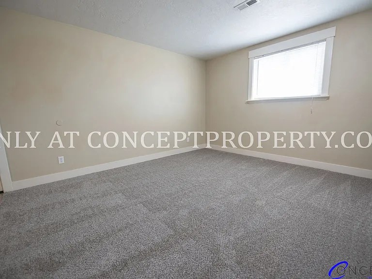 Cottonwood Heights — Photo 9