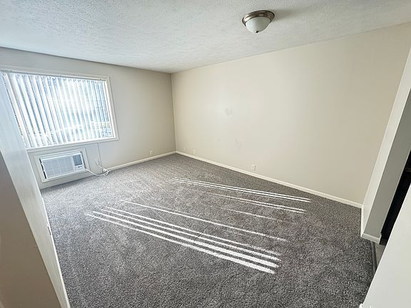 3rd image of 1810 E St #102