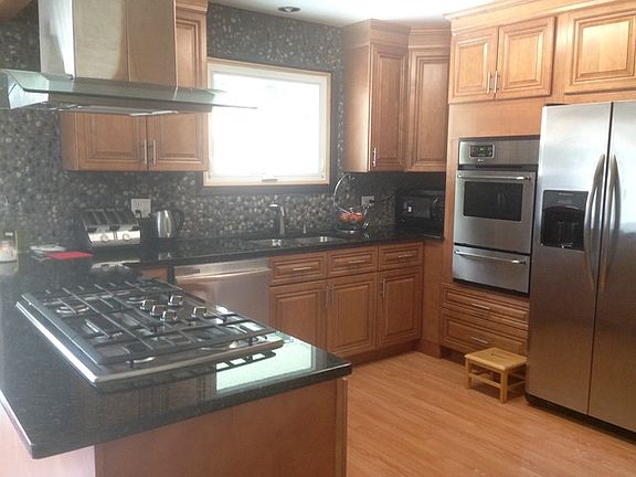 3rd image of 15586 Natalie Dr