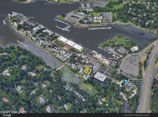 31 Davenport Ave, Greenwich, CT 06830