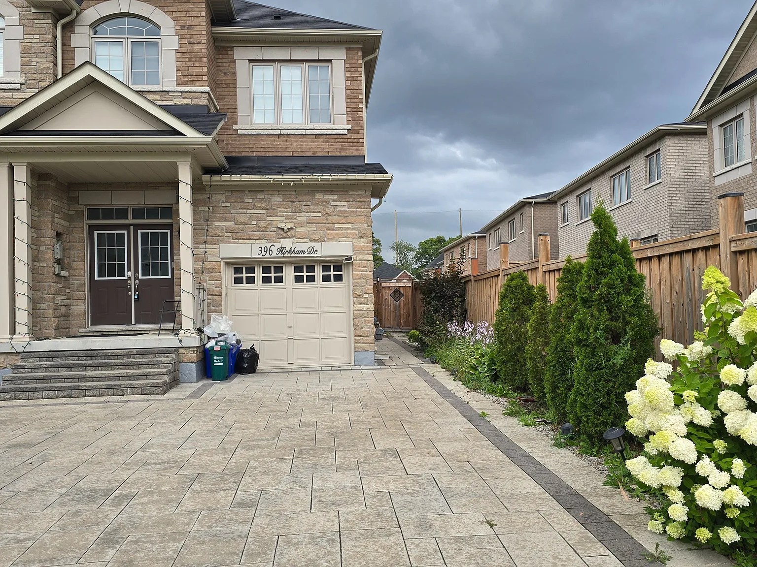 2 bed, $1,800 — Photo 2