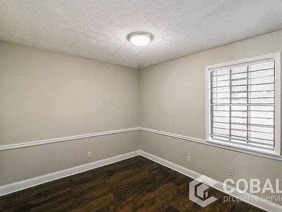 5th image of 437 Creekview Ct