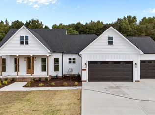 5506 Martys Ct, Bailey, NC 27807