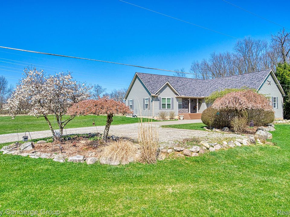1st image of 3944 Loves Creek Dr