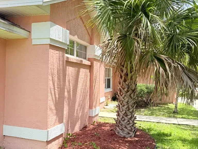 20 Palm Ln — Photo 27