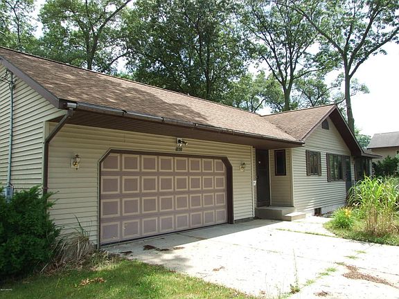 2nd image of 256 Birch Dr