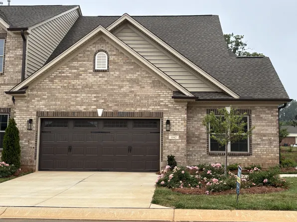 1042 Beechcraft Dr, Mebane, NC 27302