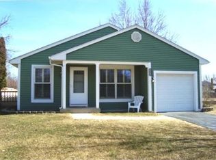 2096 Navarone Dr, Naperville, IL 60565