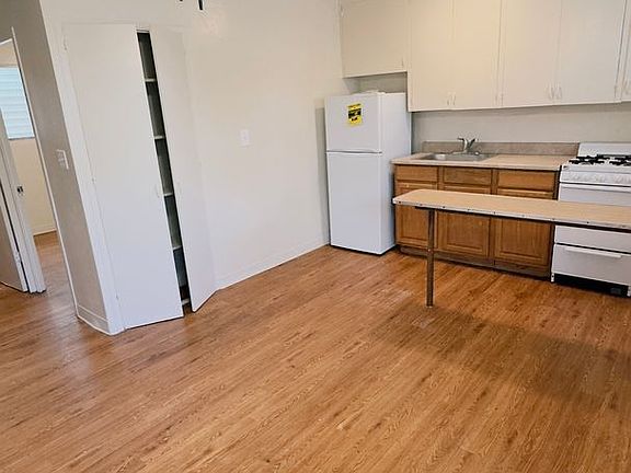5th image of 1044 Kilani Ave