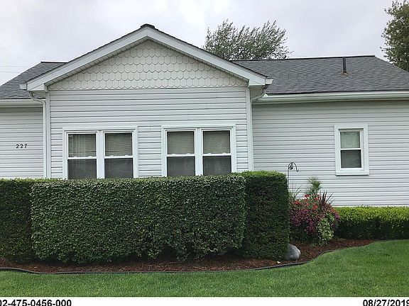 2nd image of 227 N Main St
