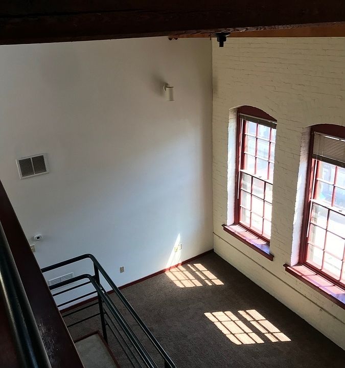 2nd image of 1200 N 11th St APT 313