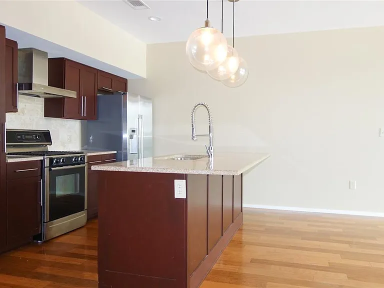 1600 Barton Springs Rd #1407 — Photo 13