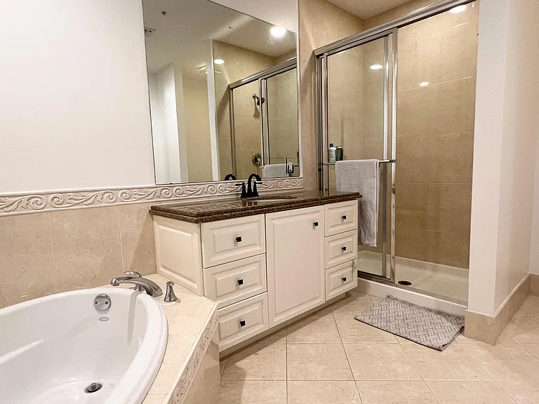 Harbour Isle Dr — Photo 9